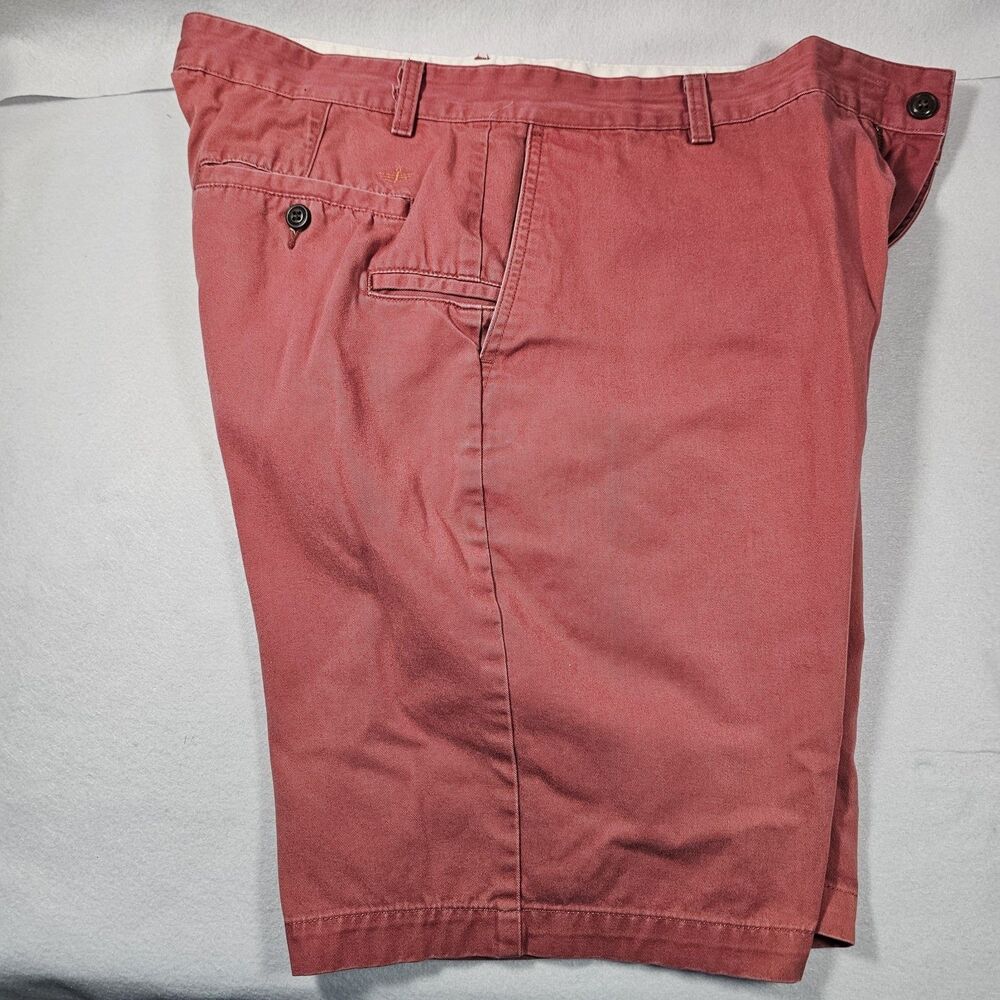 DOCKERS Shorts Mens Size 36 Red 100% Cotton 10" Inseam Pockets Flat Front